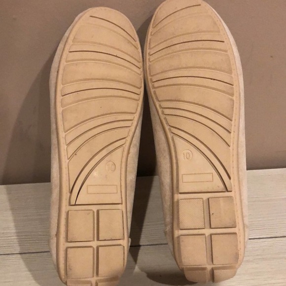 NWOB Moccasins Women’s Beige - Picture 6 of 7
